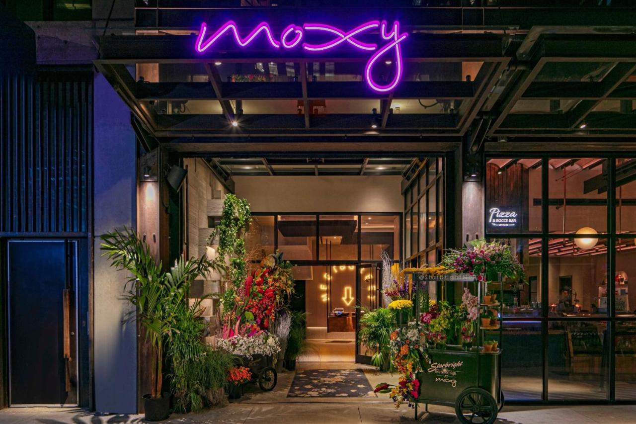 Moxy Nyc Chelsea Hotel New York Kültér fotó
