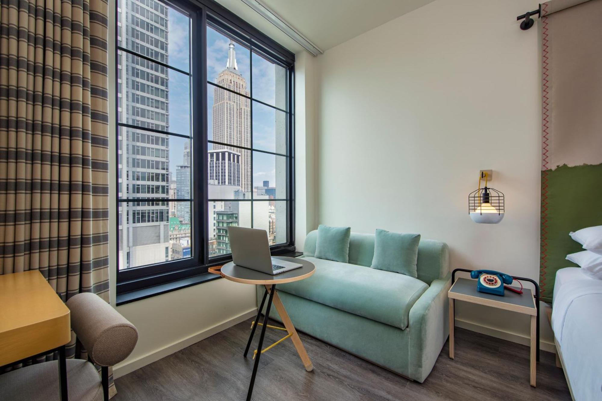 Moxy Nyc Chelsea Hotel New York Kültér fotó