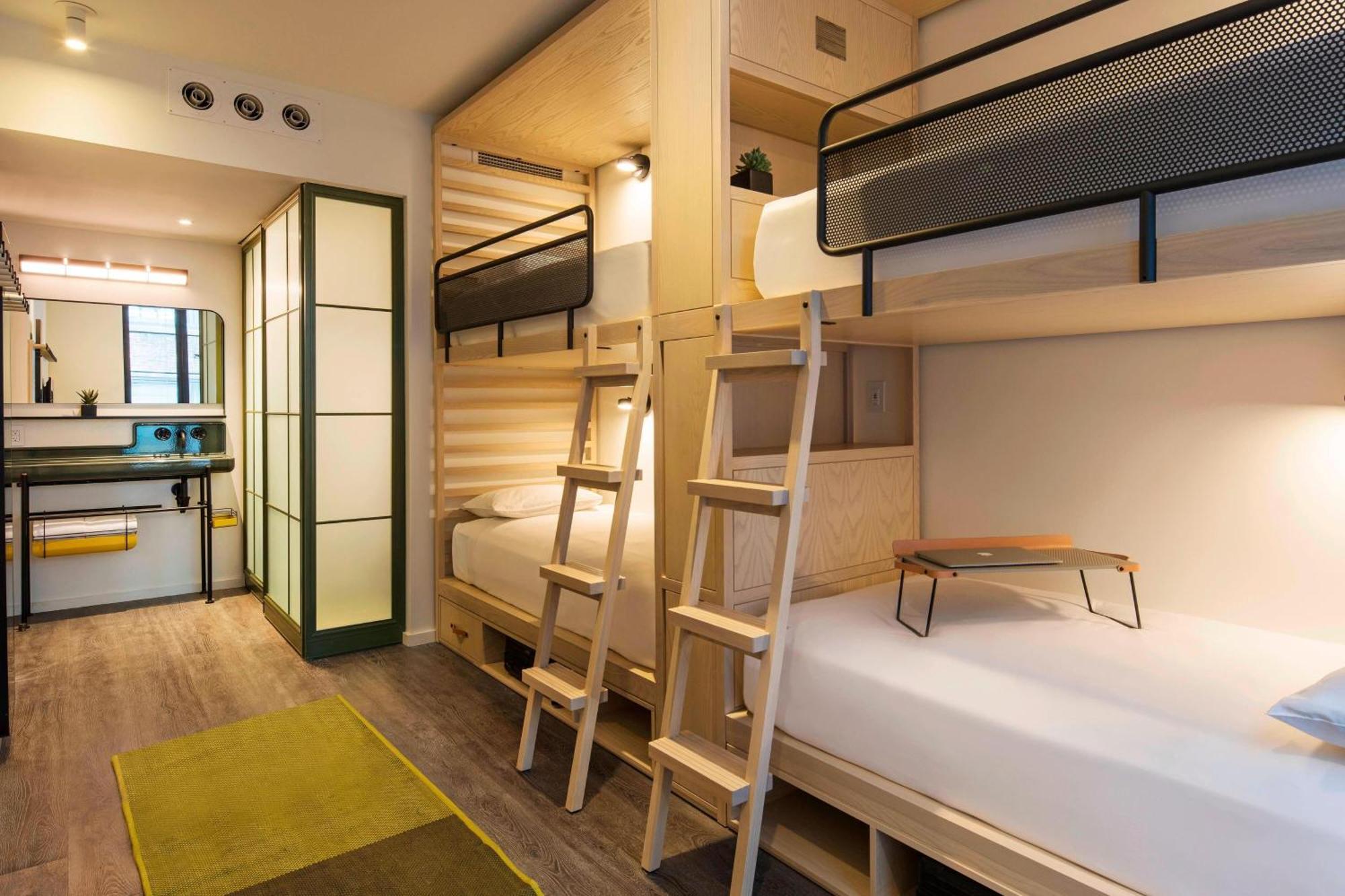 Moxy Nyc Chelsea Hotel New York Kültér fotó