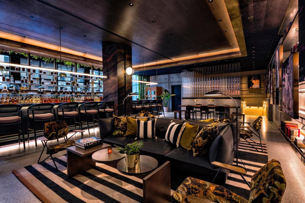 Moxy Nyc Chelsea Hotel New York Kültér fotó