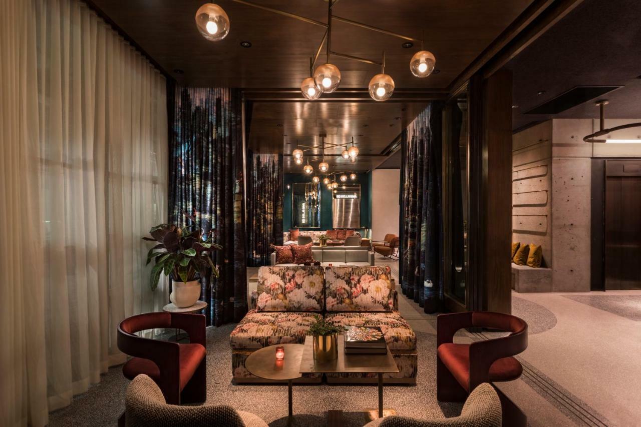 Moxy Nyc Chelsea Hotel New York Kültér fotó